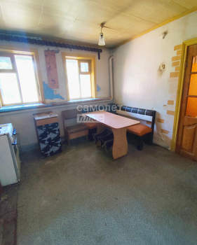 3-к квартира, вторичка, 52м2, 1/1 этаж