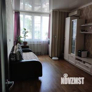 2-к квартира, вторичка, 58м2, 1/5 этаж
