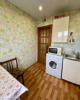 2-к квартира, вторичка, 42м2, 4/5 этаж