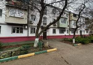 3-к квартира, вторичка, 53м2, 1/3 этаж