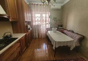 3-к квартира, вторичка, 76м2, 2/4 этаж