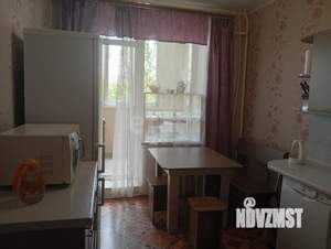 3-к квартира, вторичка, 82м2, 1/3 этаж
