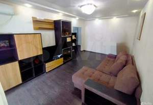 2-к квартира, вторичка, 61м2, 1/9 этаж