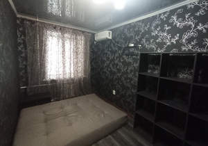 2-к квартира, вторичка, 42м2, 1/5 этаж