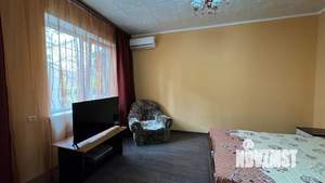 2-к квартира, вторичка, 65м2, 1/9 этаж