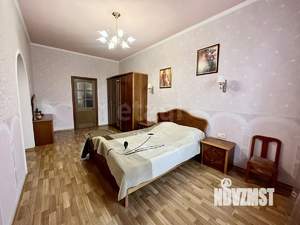 6-к квартира, вторичка, 220м2, 2/2 этаж