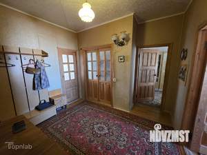 3-к квартира, вторичка, 68м2, 9/9 этаж