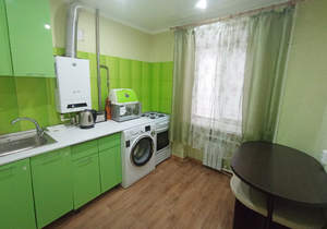 2-к квартира, вторичка, 42м2, 1/5 этаж