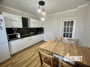 2-к квартира, вторичка, 60м2, 1/12 этаж
