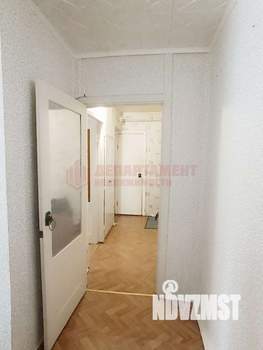 3-к квартира, вторичка, 61м2, 1/9 этаж