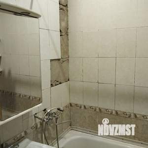 3-к квартира, вторичка, 60м2, 1/2 этаж