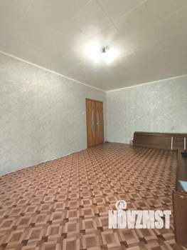 2-к квартира, вторичка, 61м2, 1/9 этаж