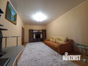 2-к квартира, вторичка, 63м2, 1/9 этаж