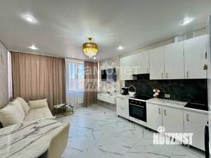 2-к квартира, вторичка, 57м2, 9/18 этаж