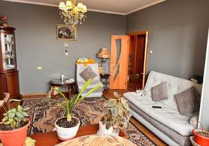 2-к квартира, вторичка, 55м2, 8/9 этаж