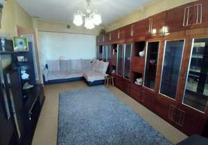 2-к квартира, вторичка, 61м2, 9/9 этаж