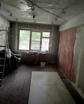 2-к квартира, вторичка, 46м2, 1/5 этаж