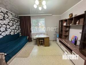 2-к квартира, вторичка, 42м2, 1/5 этаж