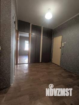 2-к квартира, вторичка, 61м2, 1/9 этаж