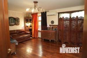 3-к квартира, вторичка, 78м2, 2/4 этаж