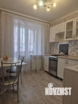 2-к квартира, вторичка, 50м2, 1/9 этаж