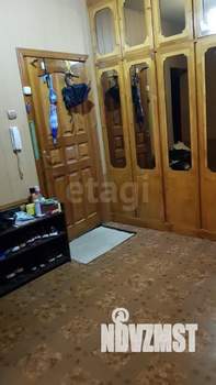 3-к квартира, вторичка, 65м2, 1/9 этаж