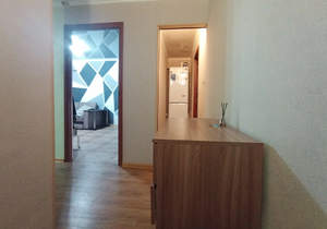 2-к квартира, вторичка, 42м2, 1/5 этаж