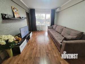 4-к квартира, вторичка, 61м2, 3/5 этаж