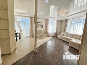 2-к квартира, вторичка, 82м2, 7/17 этаж