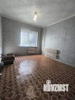 2-к квартира, вторичка, 61м2, 1/9 этаж