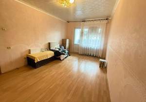 3-к квартира, вторичка, 74м2, 1/9 этаж