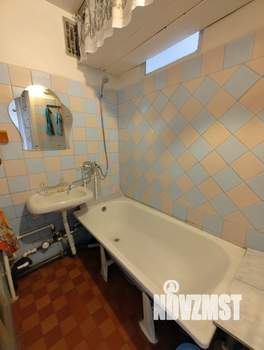 2-к квартира, вторичка, 42м2, 5/5 этаж