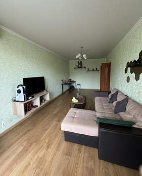 2-к квартира, вторичка, 64м2, 1/10 этаж