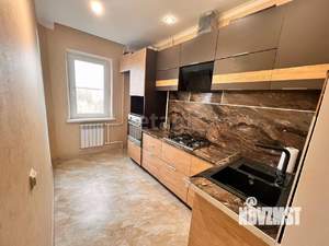 3-к квартира, вторичка, 58м2, 8/9 этаж