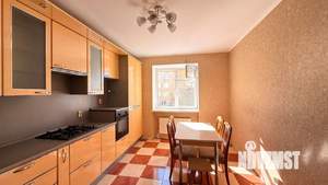 3-к квартира, вторичка, 103м2, 3/9 этаж