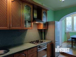 2-к квартира, вторичка, 90м2, 2/5 этаж