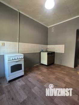 2-к квартира, вторичка, 61м2, 1/9 этаж