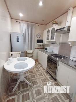 2-к квартира, вторичка, 54м2, 9/9 этаж