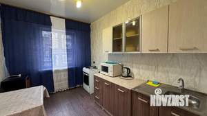 2-к квартира, вторичка, 65м2, 1/9 этаж