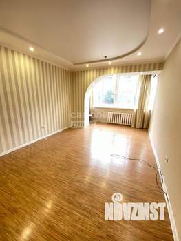 2-к квартира, вторичка, 58м2, 1/5 этаж