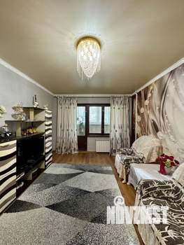 2-к квартира, вторичка, 64м2, 1/9 этаж