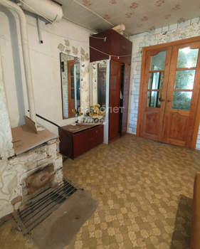 3-к квартира, вторичка, 52м2, 1/1 этаж