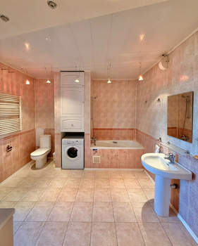 2-к квартира, вторичка, 92м2, 6/6 этаж