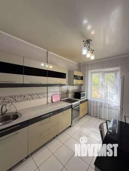 2-к квартира, вторичка, 72м2, 1/9 этаж