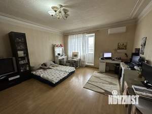 3-к квартира, вторичка, 100м2, 5/5 этаж
