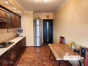 3-к квартира, вторичка, 107м2, 8/9 этаж