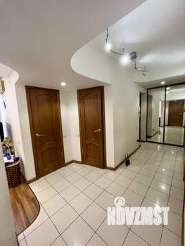 4-к квартира, вторичка, 91м2, 2/5 этаж