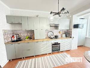 3-к квартира, вторичка, 82м2, 1/4 этаж