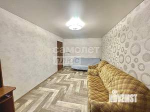 2-к квартира, вторичка, 55м2, 1/9 этаж