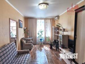 2-к квартира, вторичка, 41м2, 1/4 этаж